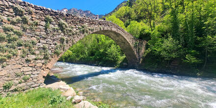 medium_8a0092ff91351a5f0191368e45382878-Andorra-Andorra-la-Vella-Pont-de-la-Margineda medium_8a0092ff91351a5f0191368e45382878-Andorra-Andorra-la-Vella-Pont-de-la-Margineda