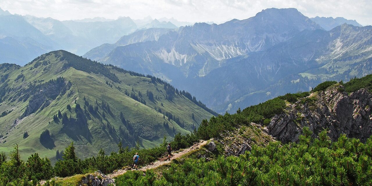 mountains-8229139_1280 mountains-8229139_1280