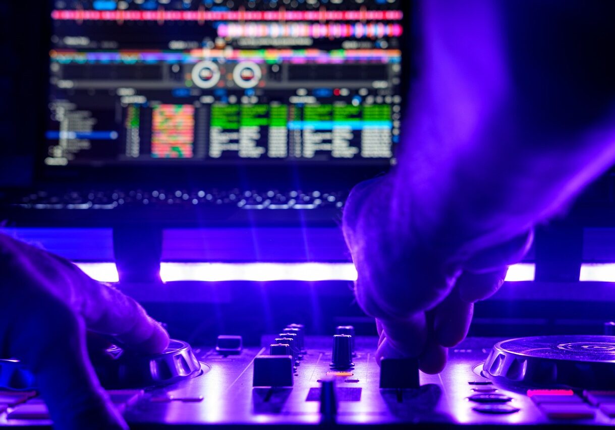 music-6924312_1280