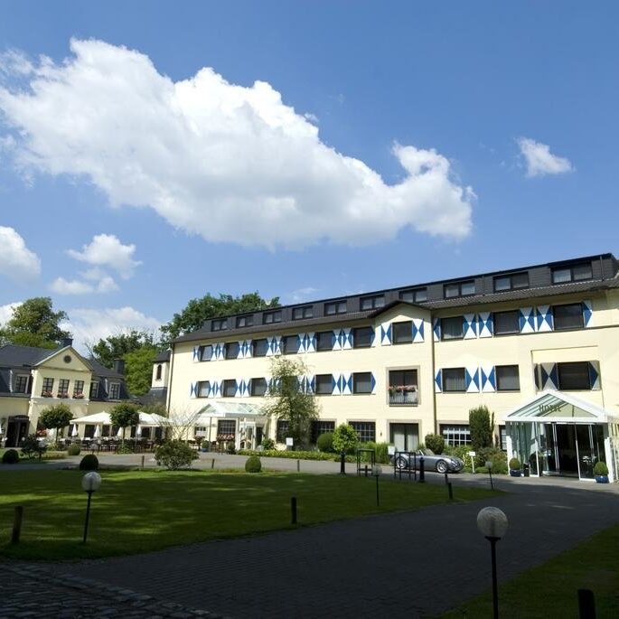 parkhotel-schloss-hohenfeld-43496