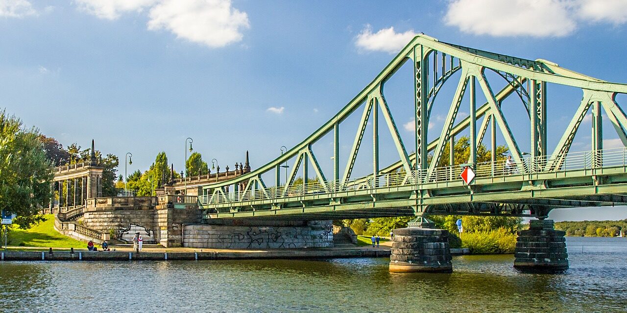 potsdam-4988479_1280 potsdam-4988479_1280