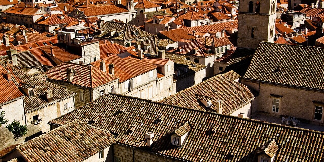 roofs-1186466_1280 roofs-1186466_1280