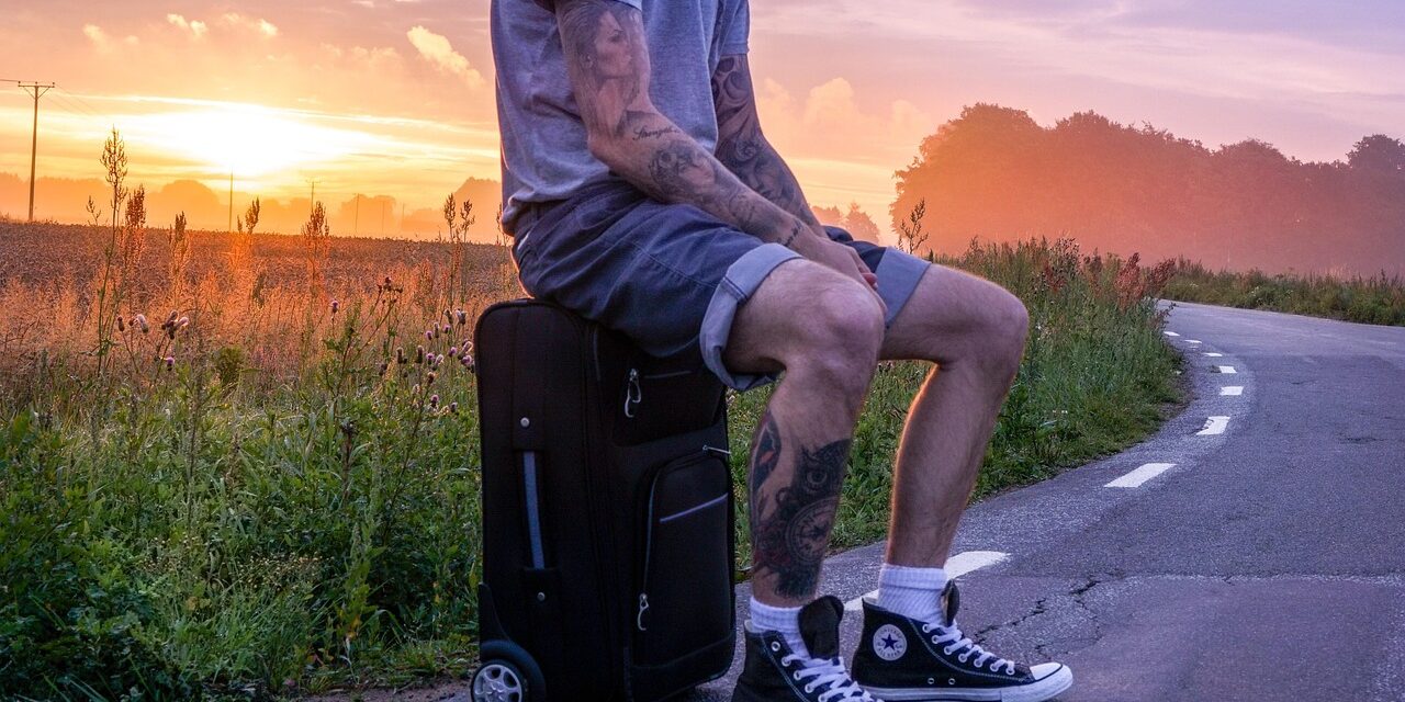 traveler-1611614_1280