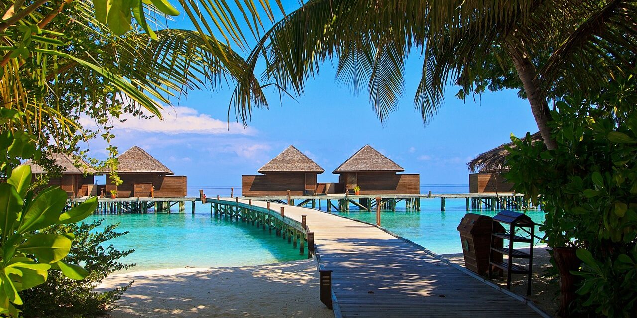veligandu-island-1044366_1280 veligandu-island-1044366_1280