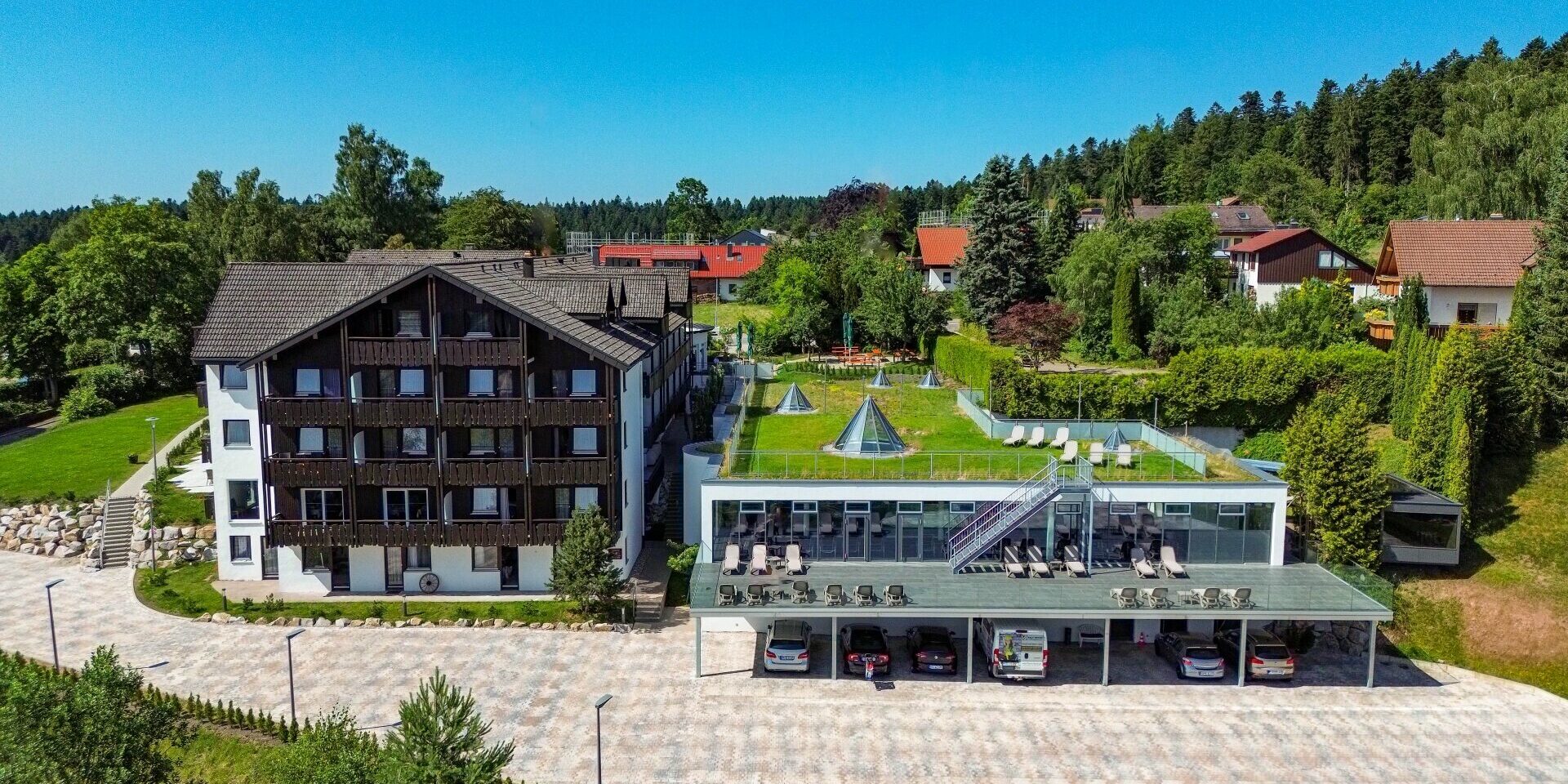 wellnesshotel-hohenrodt-hotel-aussenansicht-97009