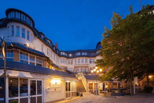 hotel-bei-nacht-950